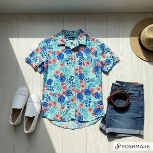 Place Men's Tropical Floral Button Down Shirt - Blue and Red